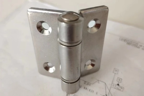 Adjustable Three-section Hinge